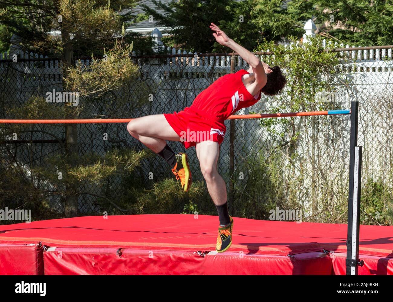 Athletics track and field sports event bar hi-res stock photography and ...