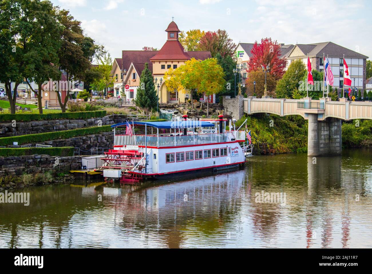 Frankenmuth, Michigan, USA - Frankenmuth cityscape with the Bavarian Belle Riverboat. Frankenmuth is the second most popular tourist town in Michigan. Stock Photo