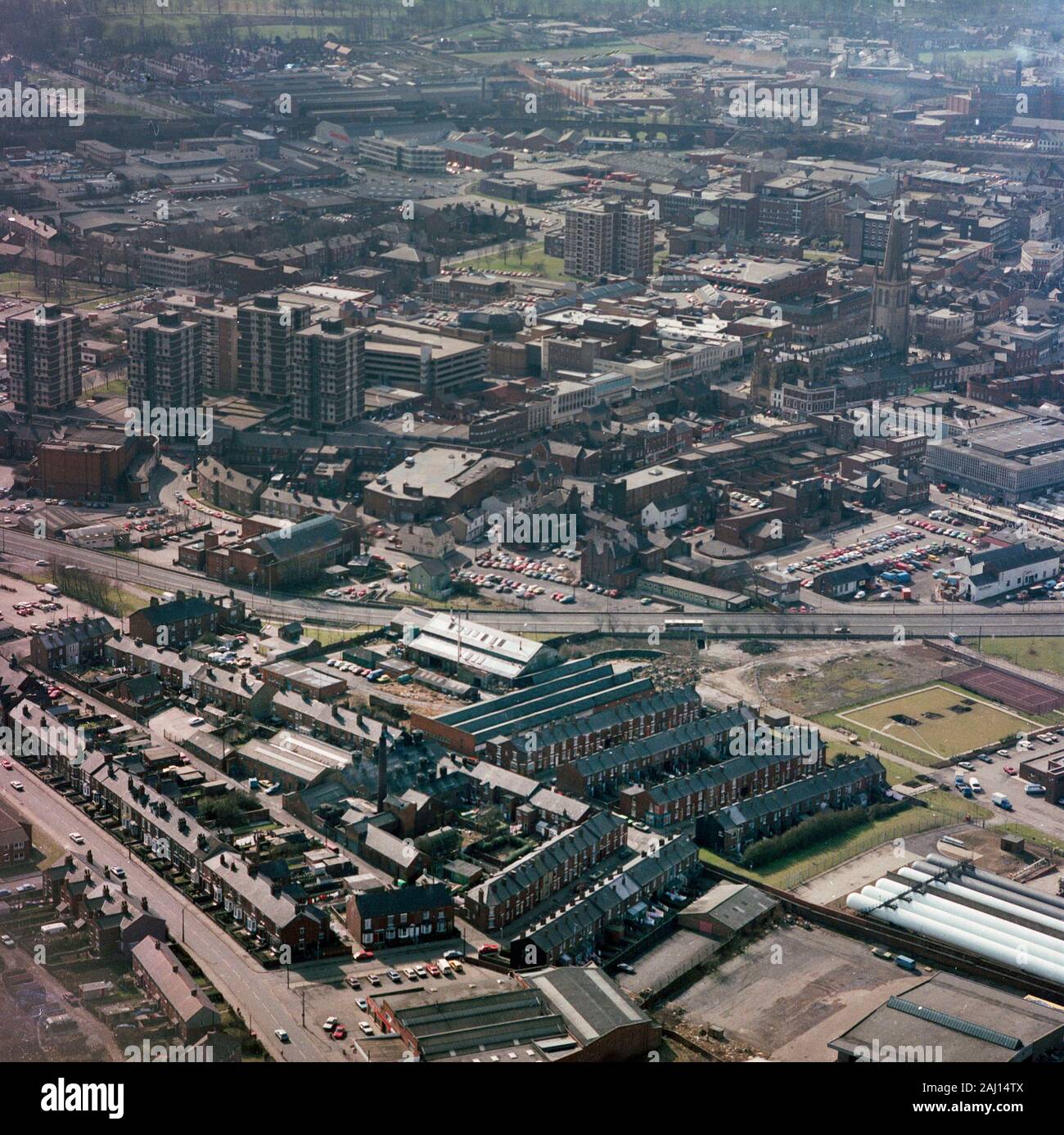 1986 Wakefield city centre, from the air, West Yorkshire, Northern England, UK, historic aerial photograph Stock Photo