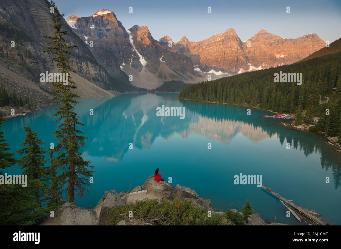 Moraine Lake the most iconic place in whole Canada, busy place but