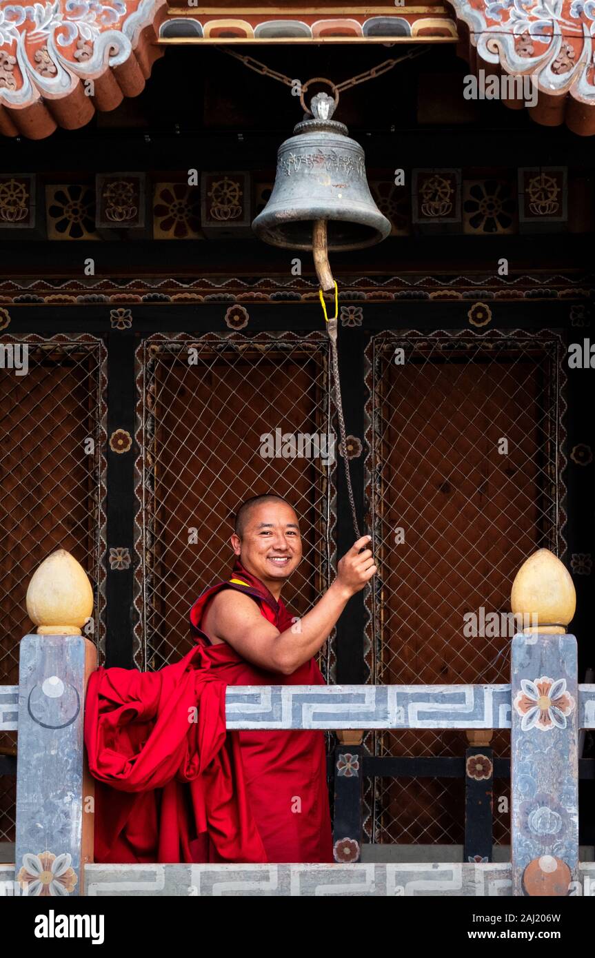 Incense urn temple hi-res stock photography and images - Alamy