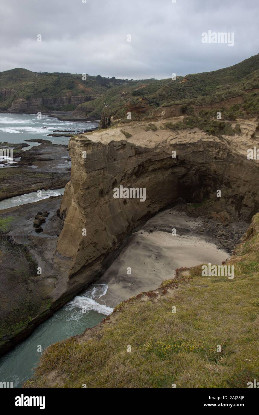 Cliff formations of the Te Henga Coastal Walkway, Muriwai and Bethells Beach, Auckland, New Zealand. Stock Photo