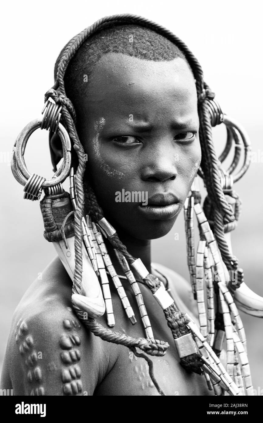 Mursi people, Omo valley, Naciones, Ethiopia, Africa Stock Photo