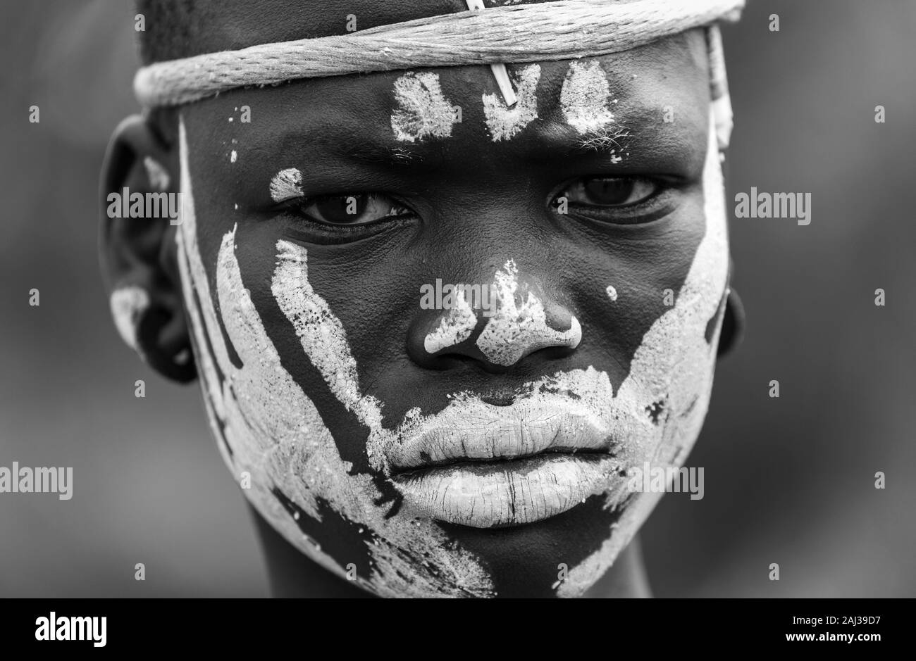 Mursi people, Omo valley, Naciones, Ethiopia, Africa Stock Photo