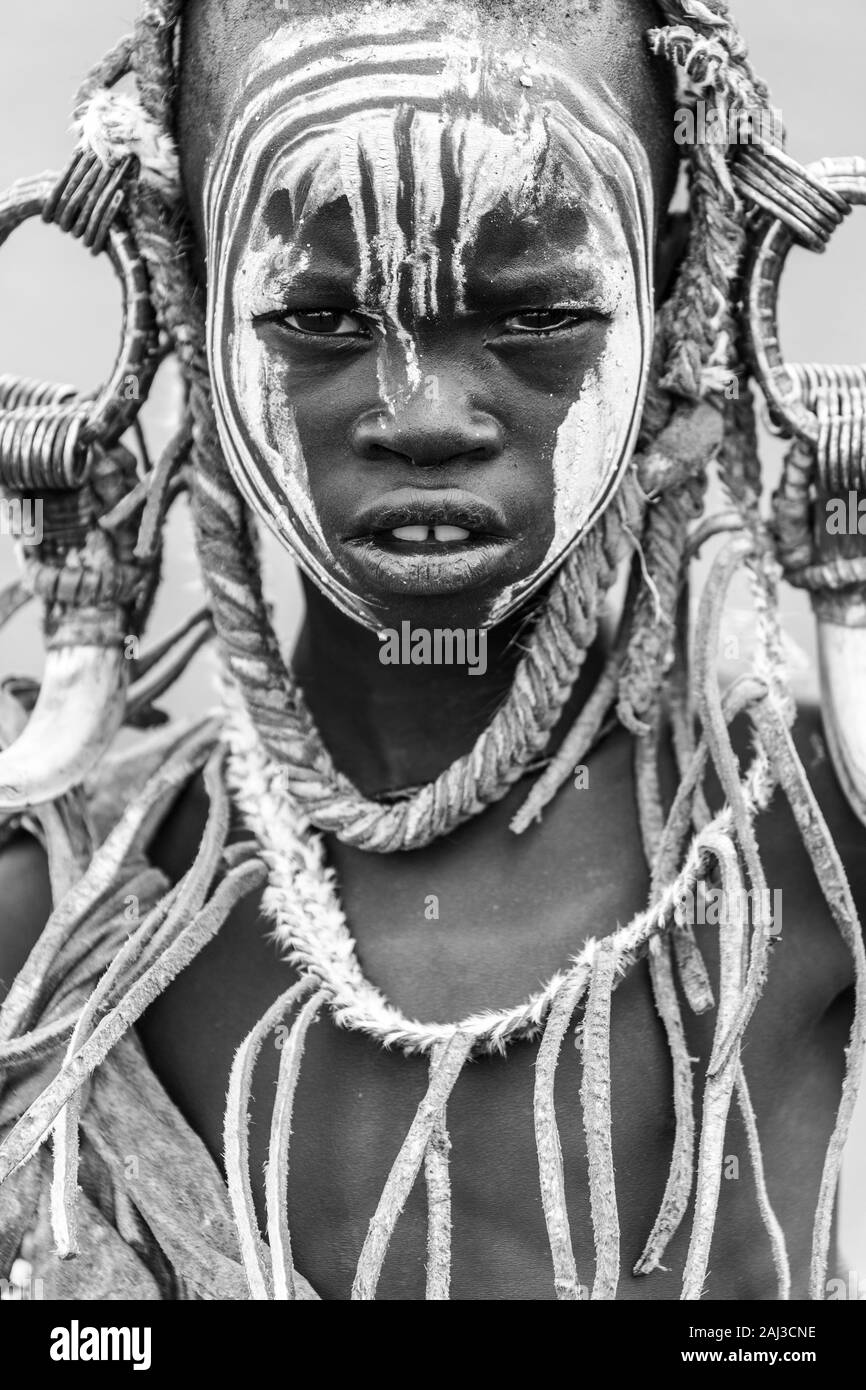 Mursi people, Omo valley, Naciones, Ethiopia, Africa Stock Photo