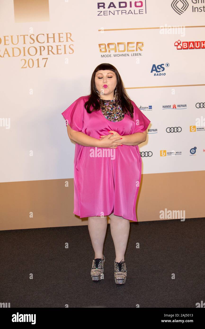 Beth Ditto Deutscher Radiopreis in der Elbphilharmonie Hamburg am 7.9.2017 Stock Photo