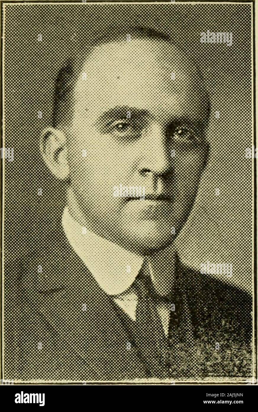 Public officials of Massachusetts . HARTSHORN, CHARLES H.. Gardner,2nd Worcester House District, Repubilcan. Born: Gardner, Feb. 11, 1859. Educated: Public Schools. Business: Baby Carriages and ReedChair Mnfr. Organizations: Masons 32d degree, I. O.O. F., R. A., Worcester Country Club,Nashua Country Club, Gardner Boat Club. Public office: Gardner Selectman 6years. Advisory Board 8 years. Moderator18 years; Mass. House 1916, 1917, 1918,1919, 1920. 178. HARVEY, BRAD DUDLEY, Haverhill,2d Essex House District, Republican. Born: Nottingham, N. H., May 6, 1888. Educated: Haverhill High School, Har-v Stock Photo