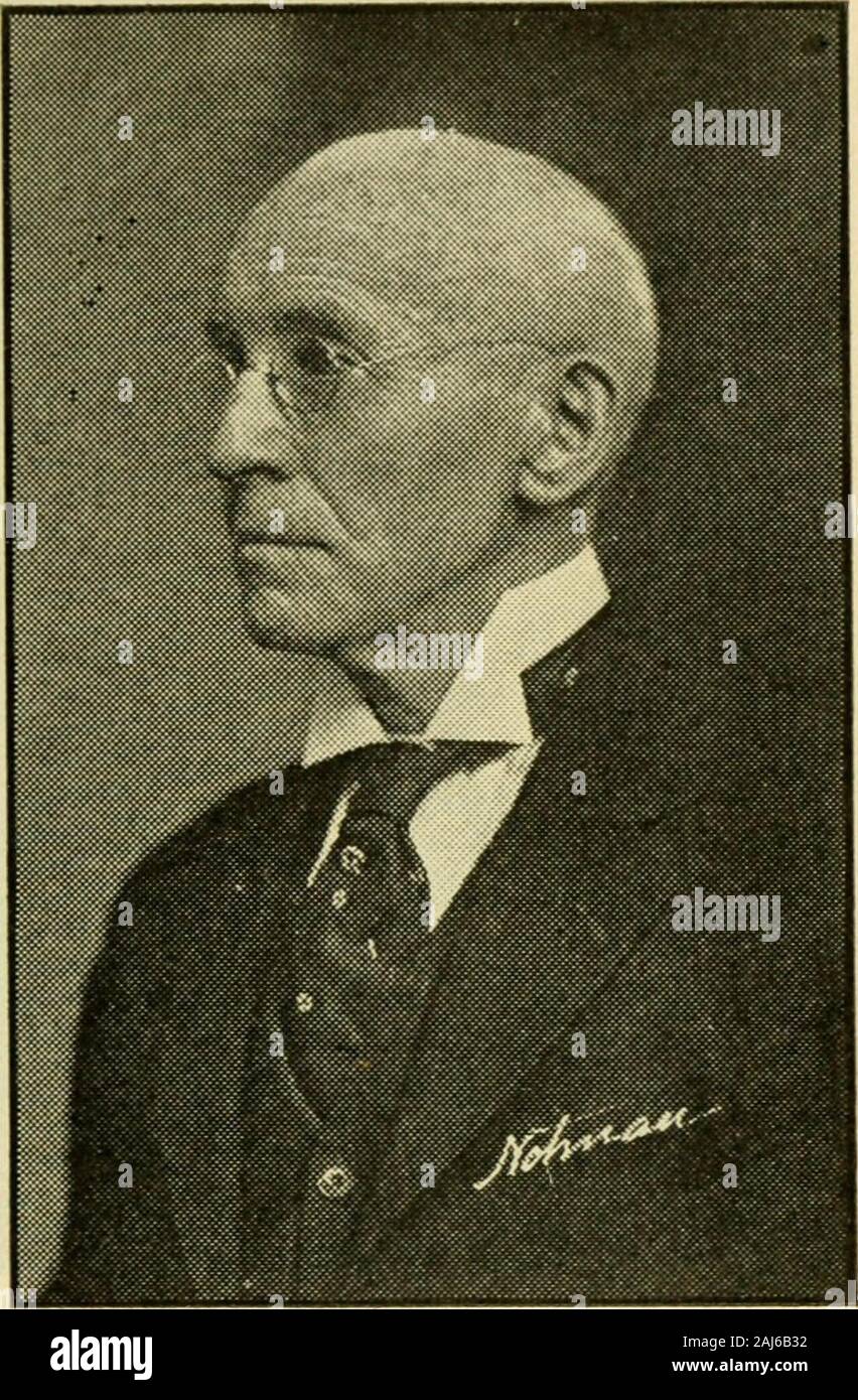 Public officials of Massachusetts . BROWN, SAMUEL F., Indian Orchard,Springfield, 7th Hampden House District,Republican. Born: Buffalo, N. Y., Dec. 26, 1878. Educated: Public Schools, Monson Acad-emy, Springfield Technical High School. Business: Real Estate. Organizations: Indian Orchard CitizensAssn., Mass. Republican League, Repub-lican City Com. Public office: Constitutional Convention,1917-18, Mass. House 1920. nz. BUCK, EDGAR J., Warren, 4th Worces-ter House District, Republican. Born: Sturbridge, Sept. 14, 1847. Educated: Brimfield Academy. Profession: Dentist. Organizations: Acting Pres Stock Photo