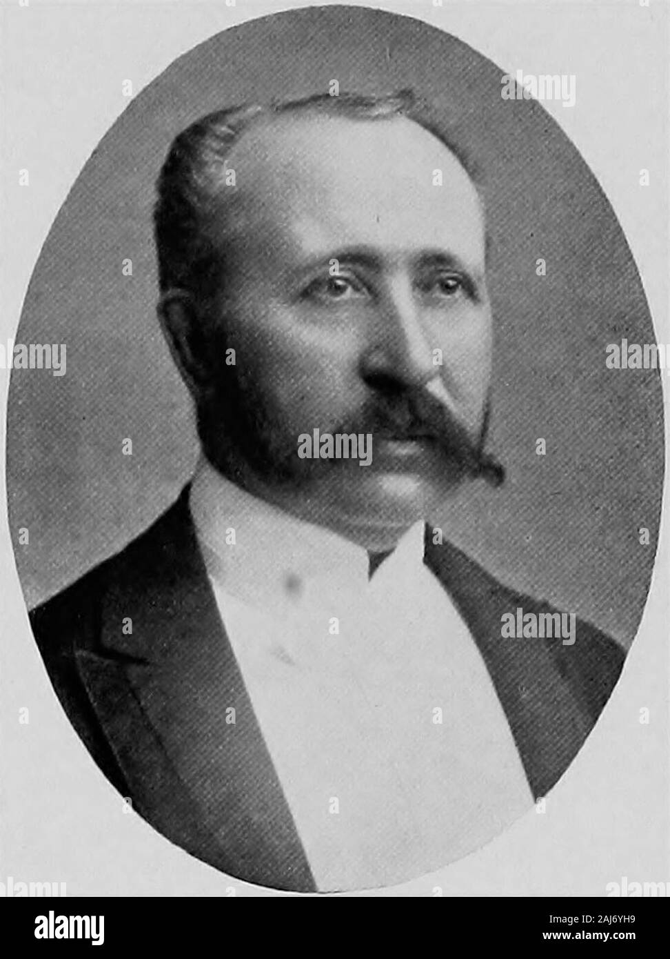 Empire state notables, 1914 . WM. AUGUSTUS VALENTINE, M. A., M. D. Family Physician, President and Trustee Good Samaritan Dispensary New York City H. FINLEY ROBINSON, M. D. Physician and Surgeon New York City - ? ? y Stock Photo
