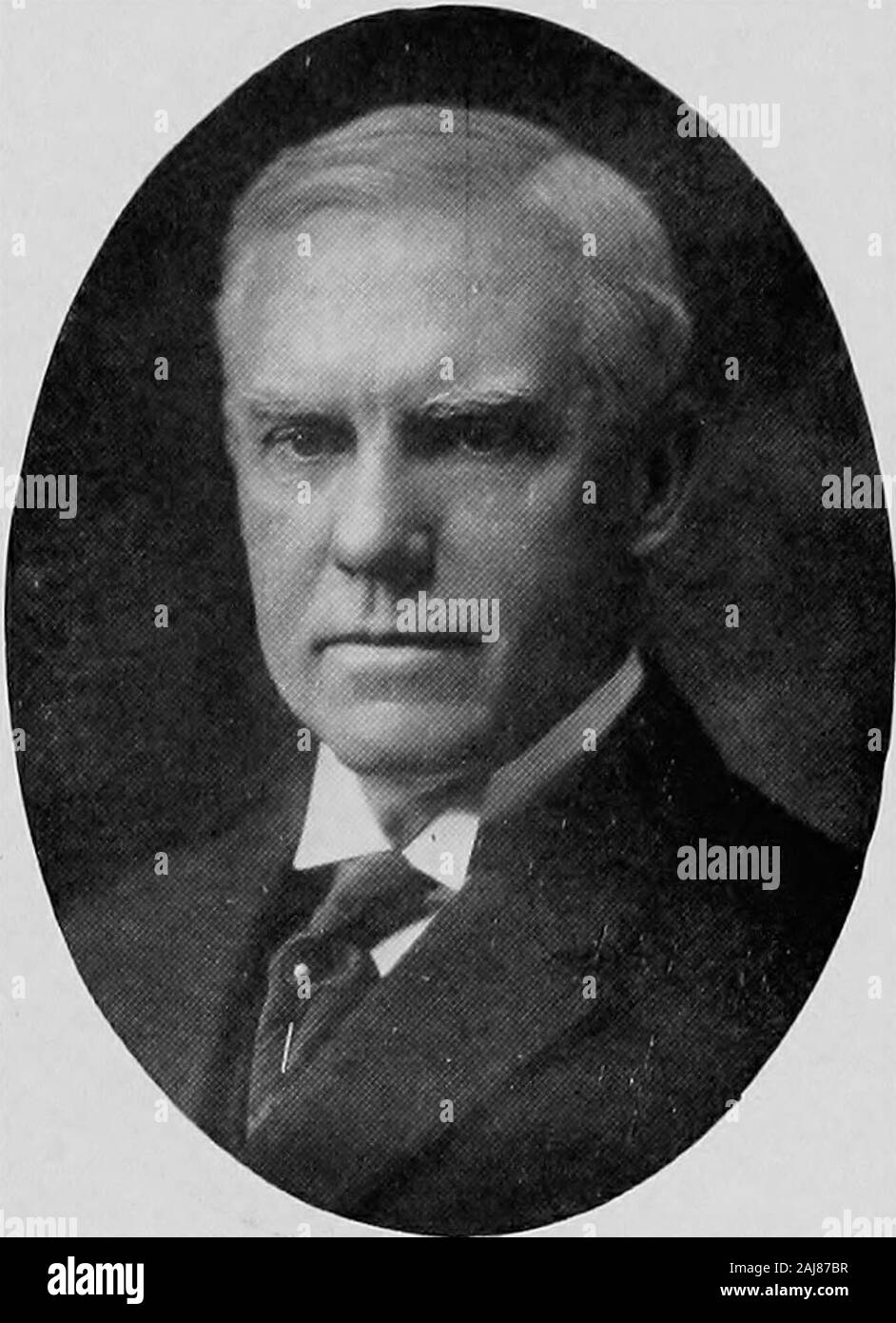 Empire state notables, 1914 . DR. GEORGE R. ELLIOTT Orthopedic Surgeon Monteflore Hospital • J • ? New YorlS City ?. MYRON PRESTON DENTON, M. D. Physician New YorS City Stock Photo