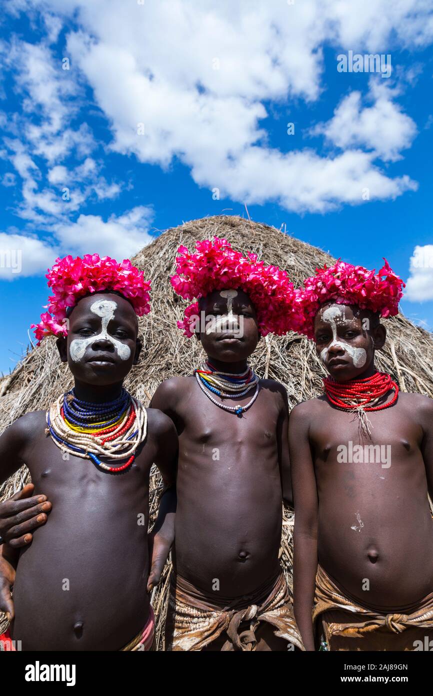 Karo people, Omo valley, Naciones, Ethiopia, Africa Stock Photo - Alamy