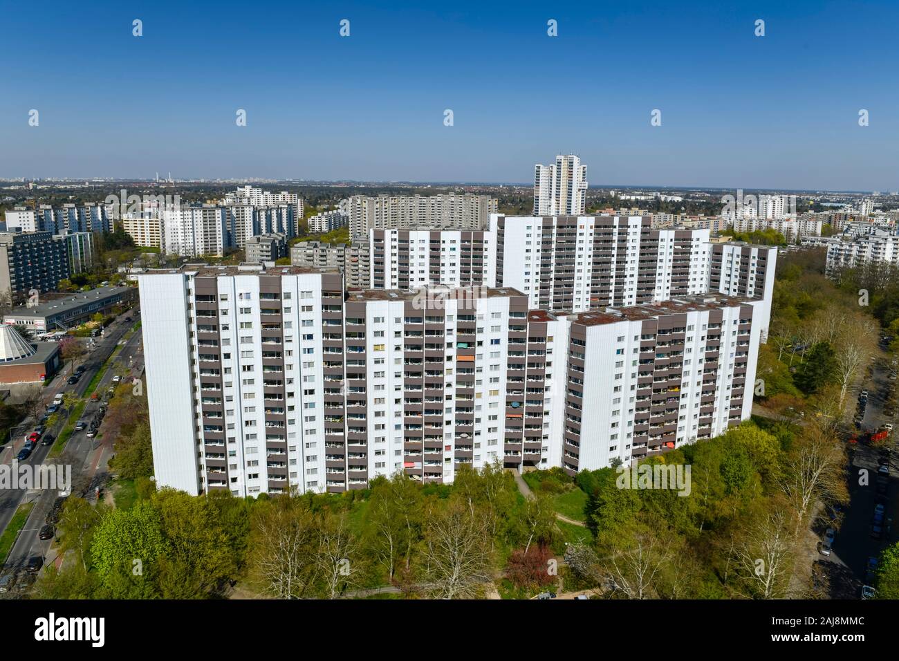 Hochh user Lipschitzallee Gropiusstadt Neuk lln Berlin Deutschland hochh-user-lipschitzallee-gropiusstadt-neuk-lln-berlin-deutschland