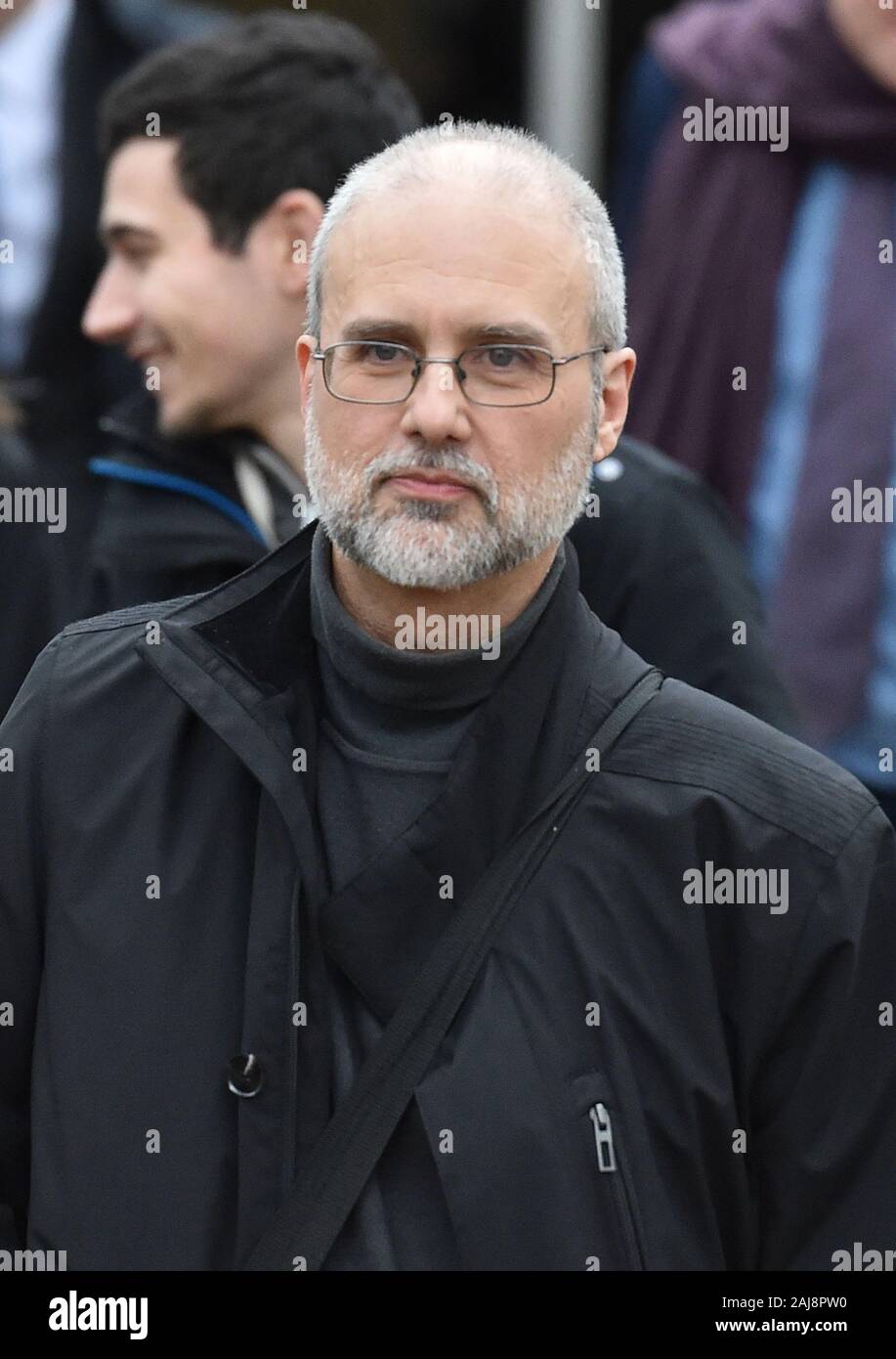 Jordi casamitjana leaves hires stock photography and images Alamy