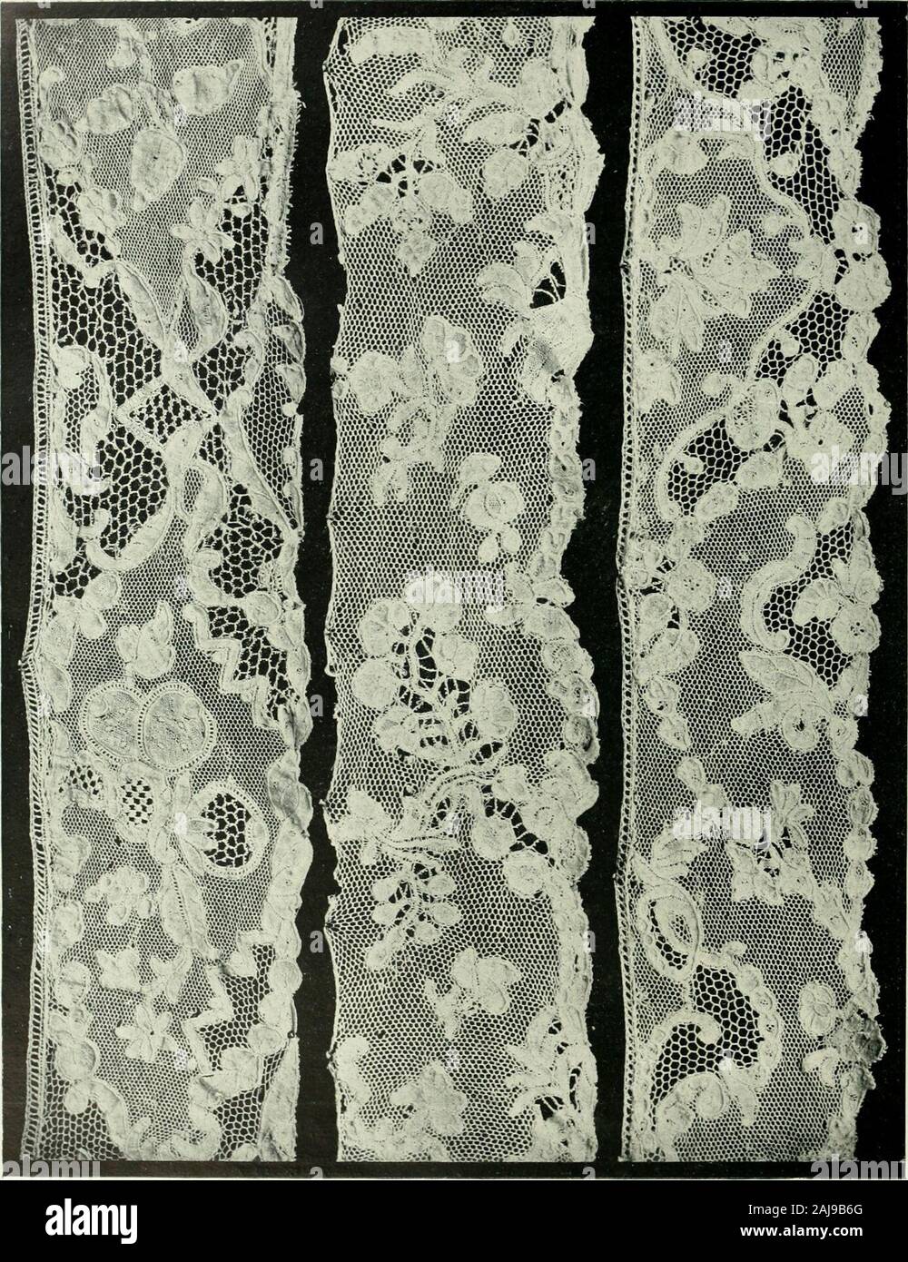 Seven centuries of lace . Plate CIII. FOUR SPECIMENS OF BOBHINMADE LACE,  CALLED BINCHE LACE Thi- same threads are used for the whole width of the  lace. Together 6 ft. 6 in.