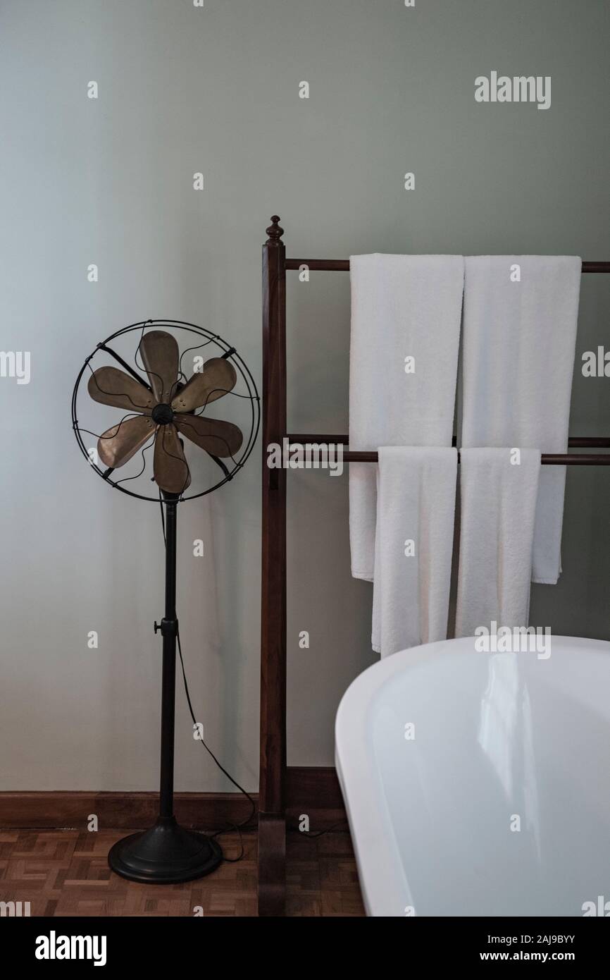 bathtub at a luxury boutique hotel in Colombo / Sri Lanka Stock Photo