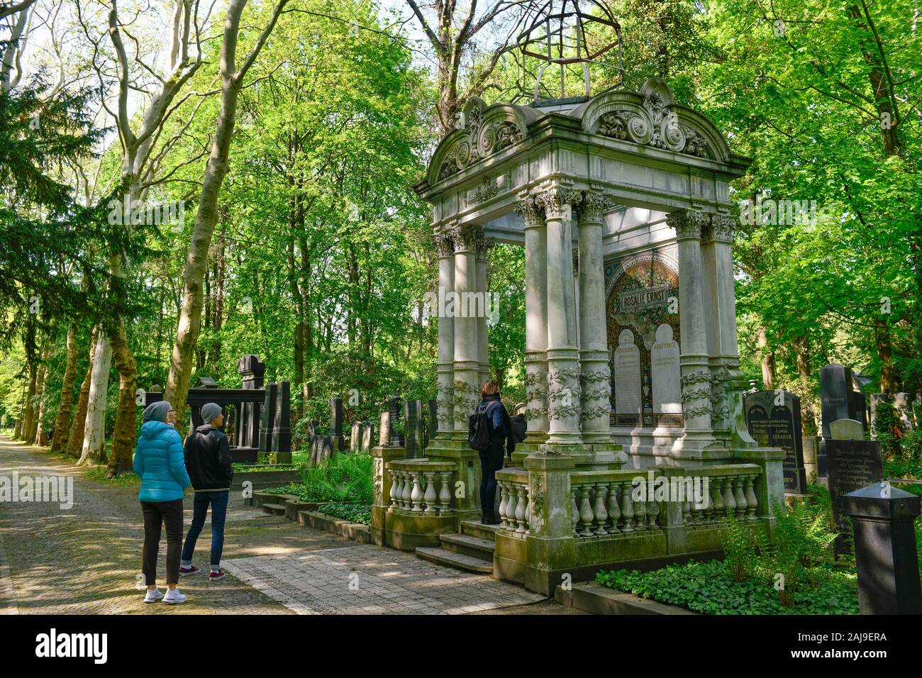 Jüdischer Friedhof, Herbert-Baum-Straße, Weißensee, Pankow, Berlin, Deutschland Stock Photo