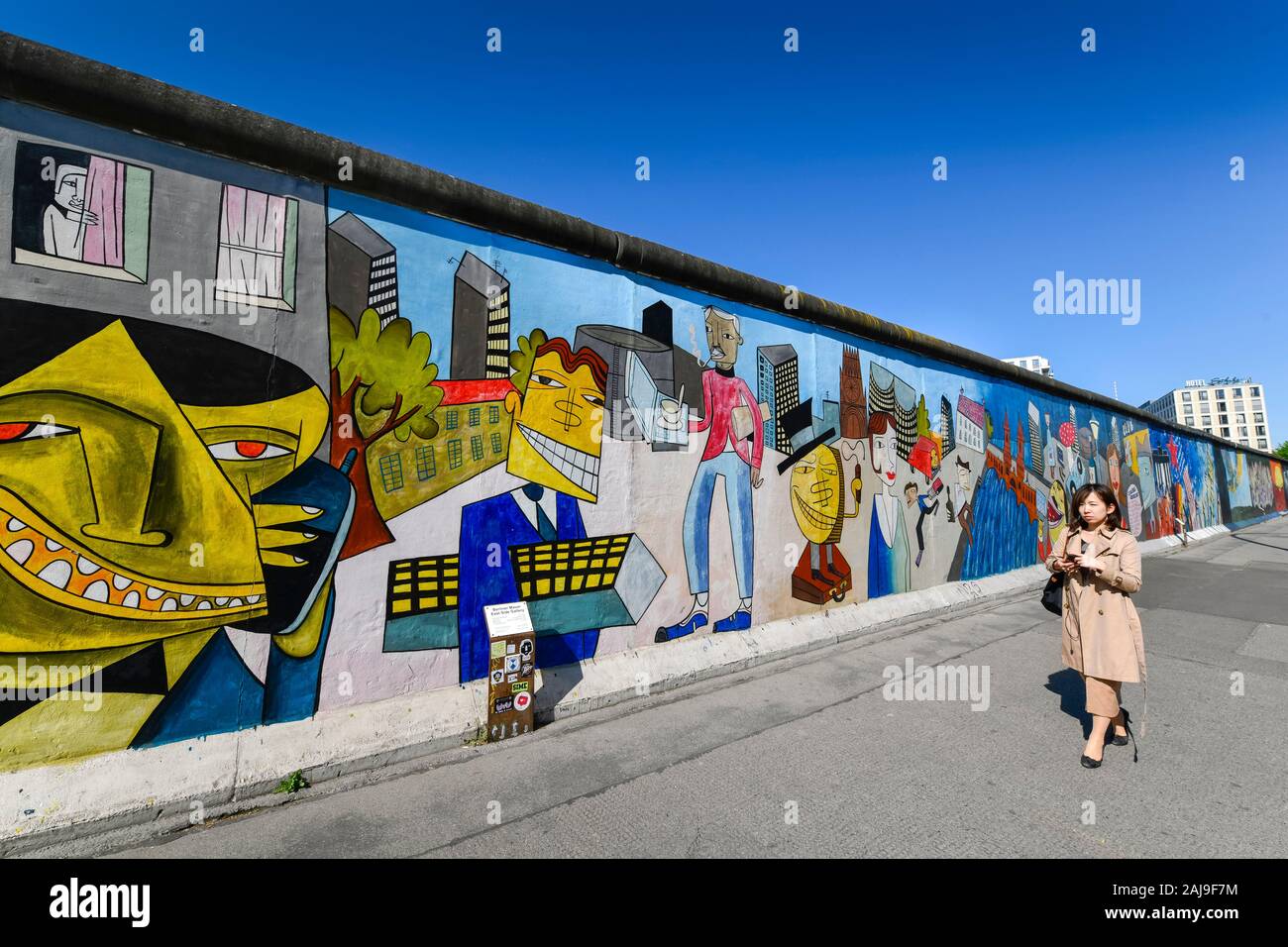 Jim Avignon, East Side Gallery, Mühlenstraße, Friedrichshain, Berlin, Deutschland Stock Photo