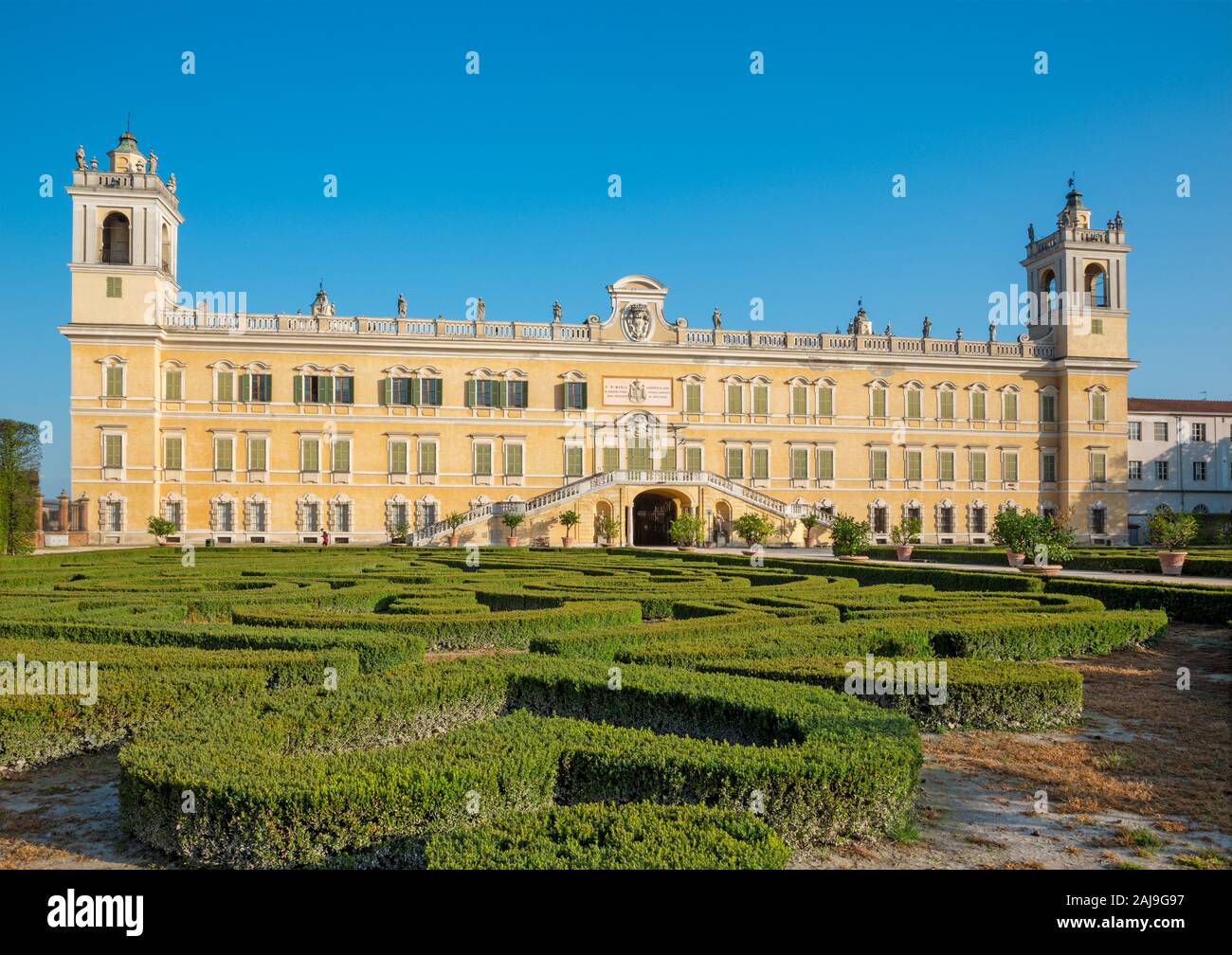 Garden of palazzo ducale hi-res stock photography and images - Alamy