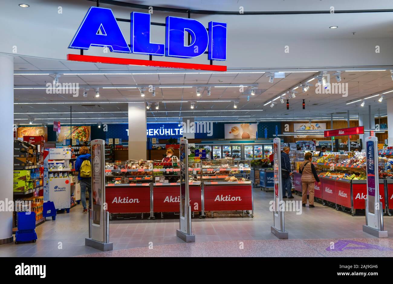 Aldi, East Side Mall, TamaraDanzStraße, Friedrichshain, Berlin