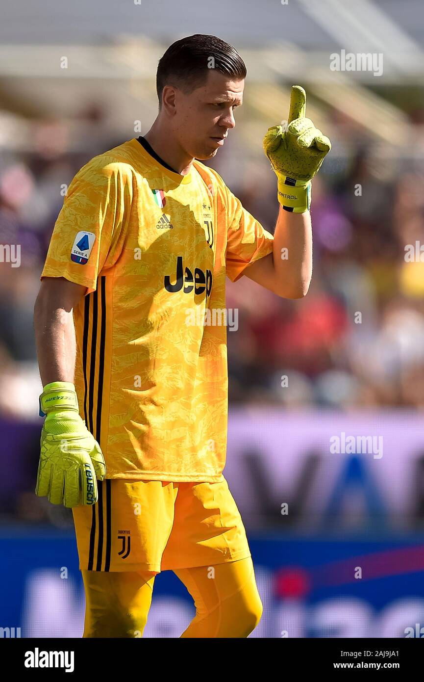 Florence, Italy. 14 September, 2019: Wojciech Szczesny of Juventus FC gestures during the Serie A football match between ACF Fiorentina and Juventus FC. The match ended in a 0-0 tie. Credit: Nicolò Campo/Alamy Live News Stock Photo
