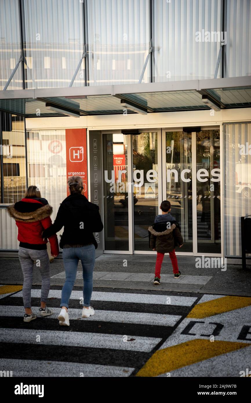 Urgences adulte d'un centre hospitalier Stock Photo