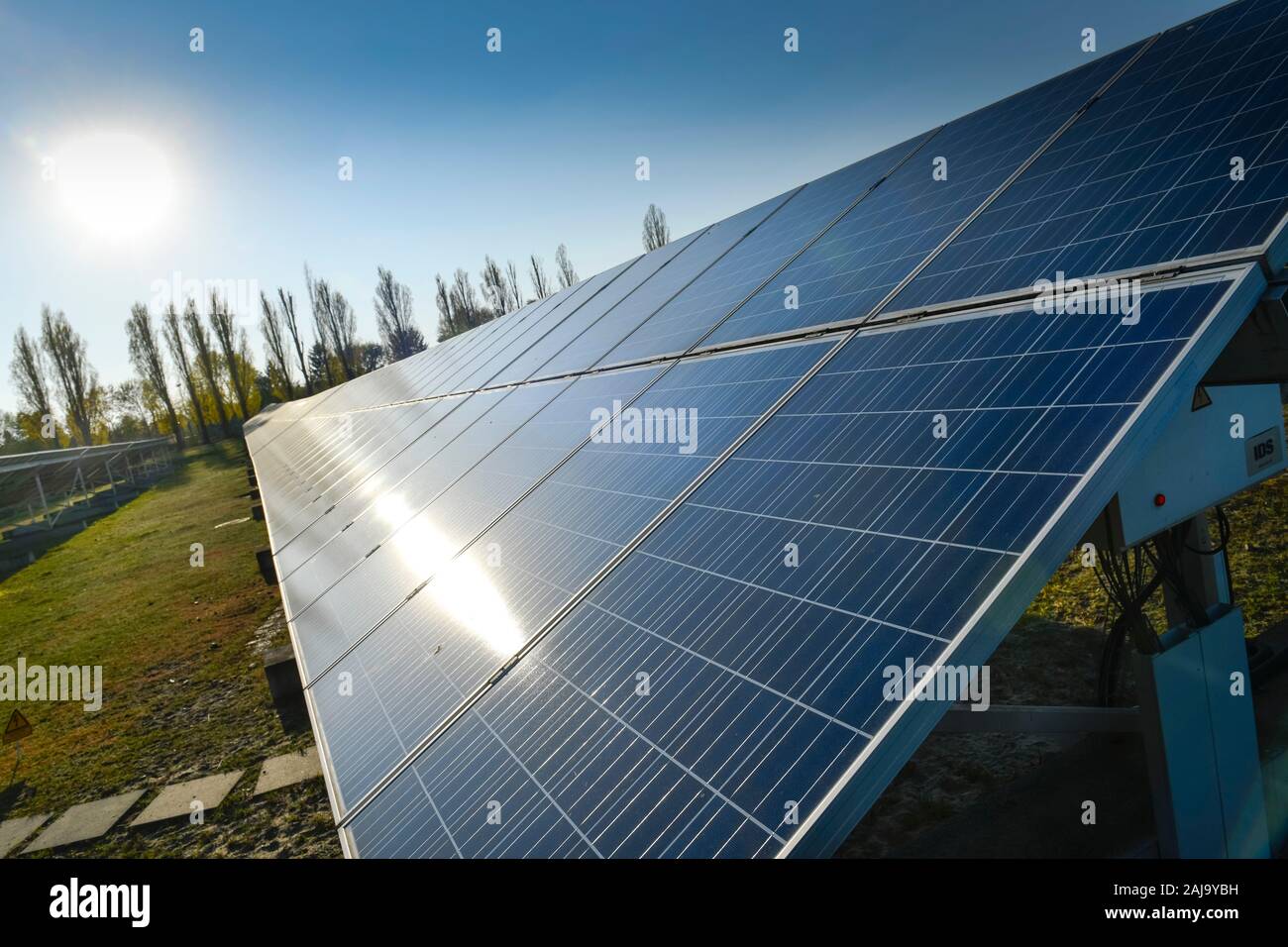 Photovoltaikanlage der GASAG, Marienpark, Lankwitzer Straße, Mariendorf, Tempelhof-Schöneberg, Berlin, Deutschland Stock Photo