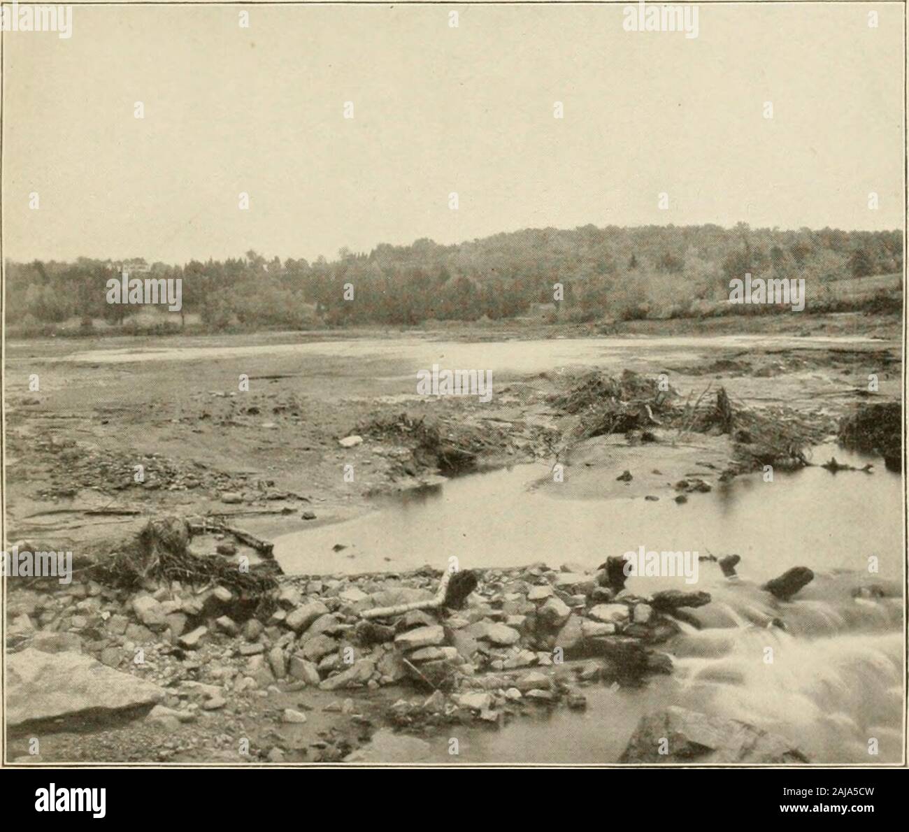 The Passaic flood of 1903 . .4. POMPTON LAKES DAM AND WATER FRONT OF