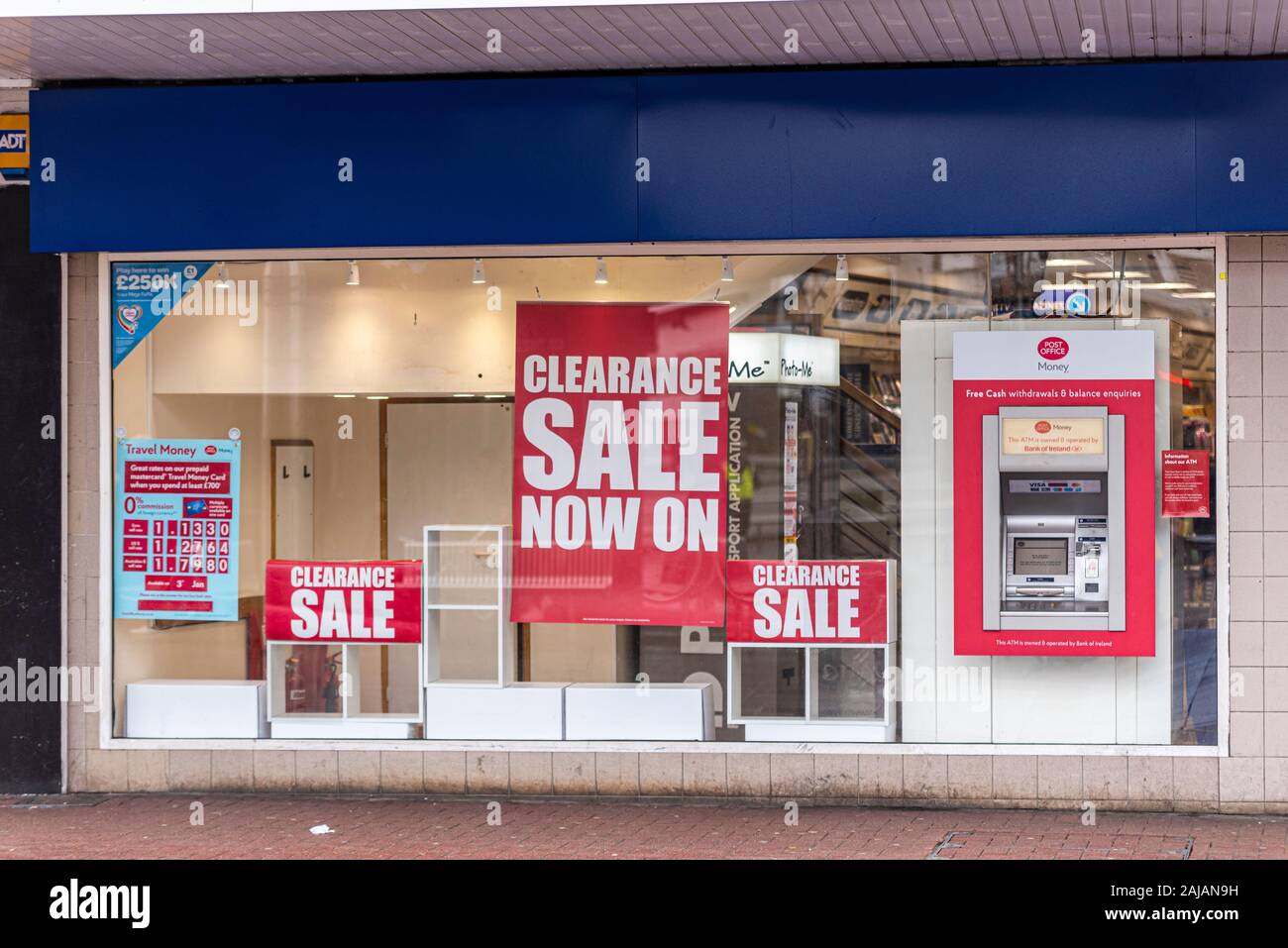 Warehouse clearance sale red sign Stock Photo - Alamy
