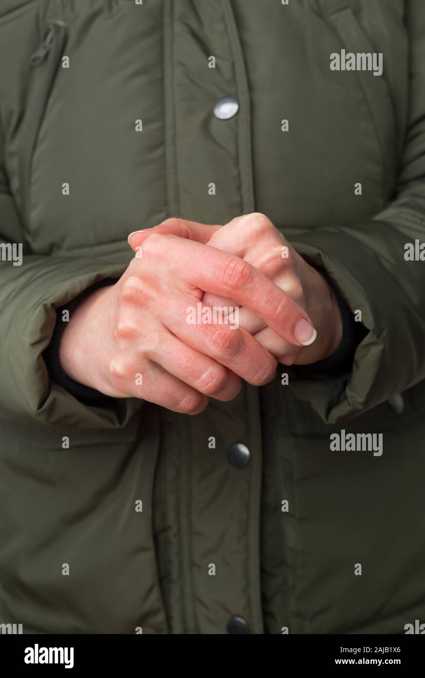 Frozen woman's hands in winter Stock Photo Alamy