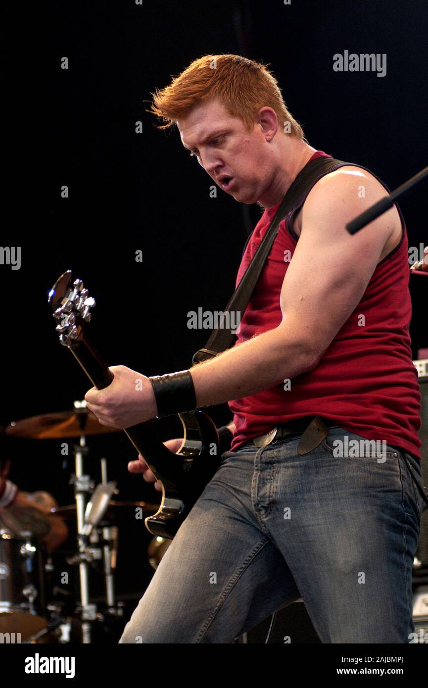 Nick olivieri josh homme hi-res stock photography and images - Alamy