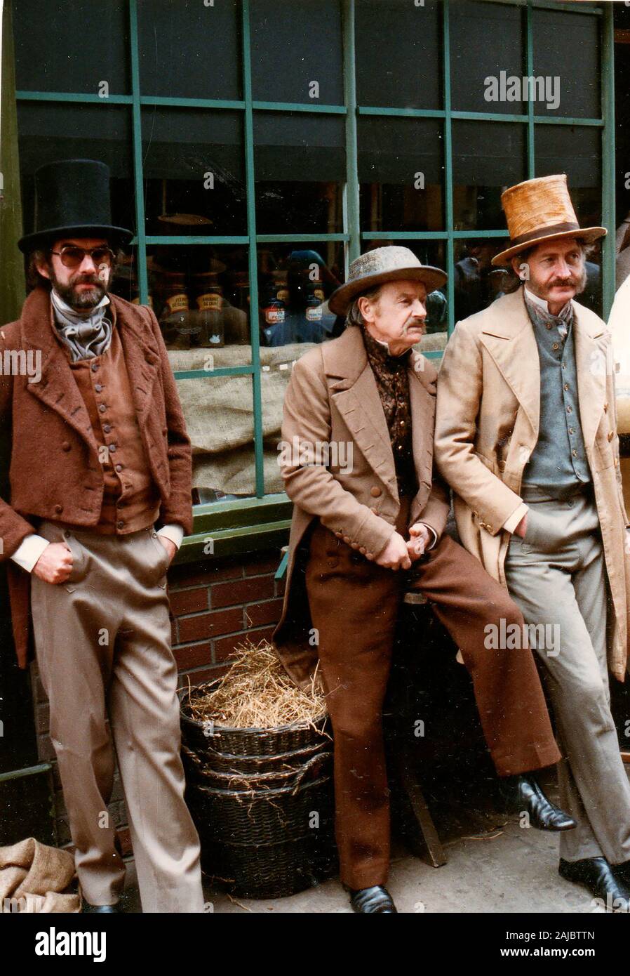 1986 - Behind the scenes image taken at the filming of the BBC series David Copperfield -  In Whitby North Yorkshire - June 1986  (A rest between takes) Stock Photo