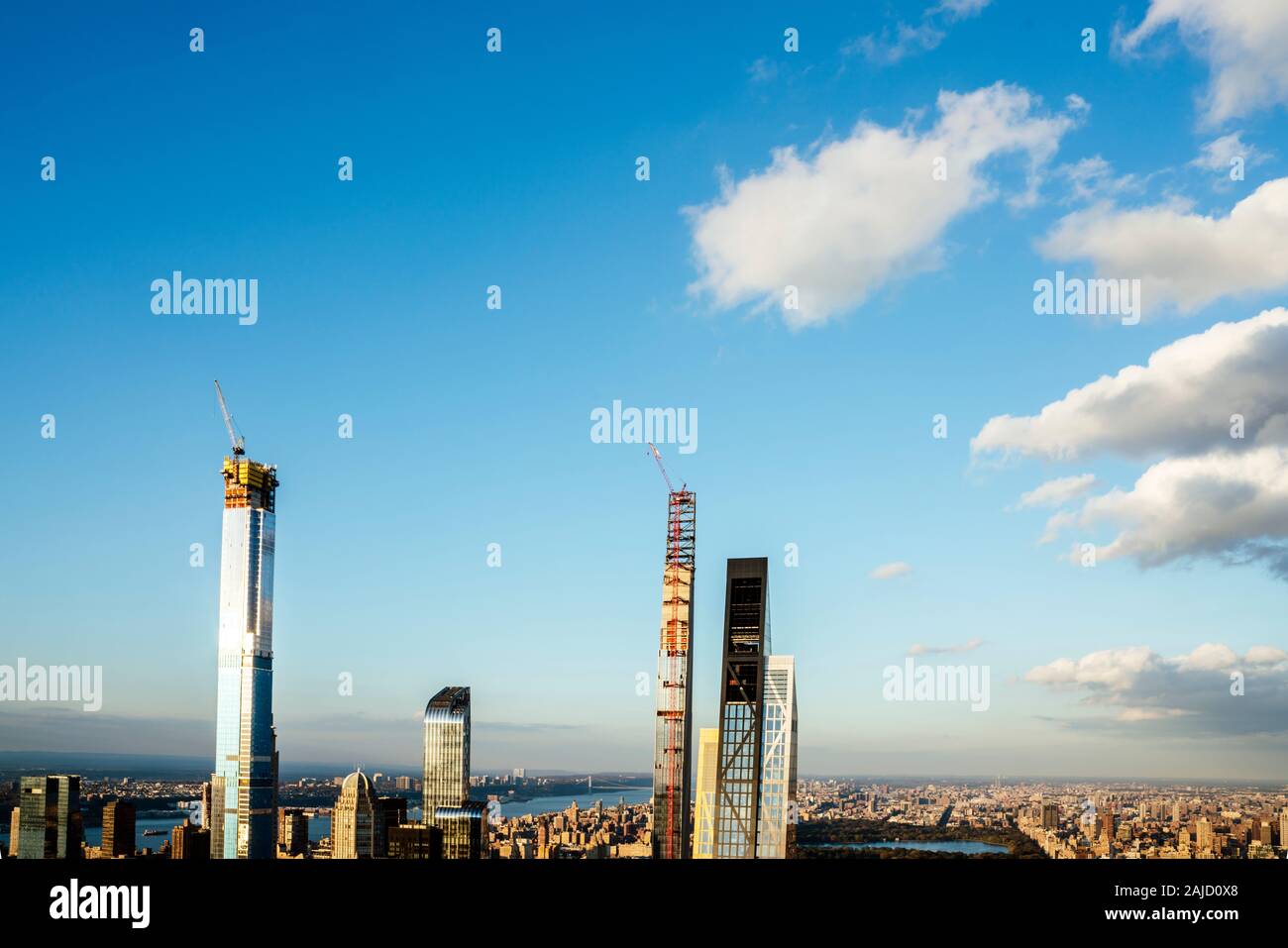New york skyline from the top of the rock hi-res stock photography and ...