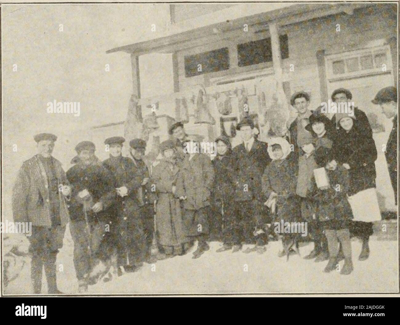 Canadian grocer April-June 1918 . Store ofJ. A. ST. ONGE Natagan River In the Abitibi District, 408 milesnorthwest of Quebec. Tempera-ture of 42 below zero.. Some of the. CUSTOMERS Note a complete family of In-dians. Photo taken in early Jan-uary, when the Indian trappersemerge from the wilds to tradetheir skins and purchase sup-plies. THE popularity of FIVE ROSES flour is trulydemocratic, for it knows no class distinction. Outon the outer fringes of civilization many hardyusers of FIVE ROSES flour identify the brand theyseek merely by the rat on the package. In crowdedcities or cultivated are Stock Photo