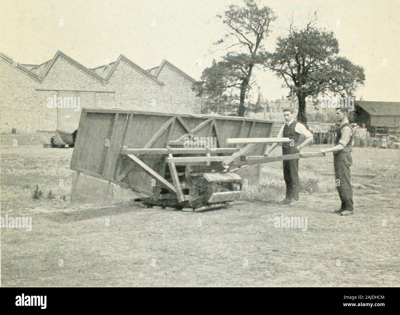 Tanks, 1914-1918; the log-book of a pioneer . Pedrail Hand Machine ...