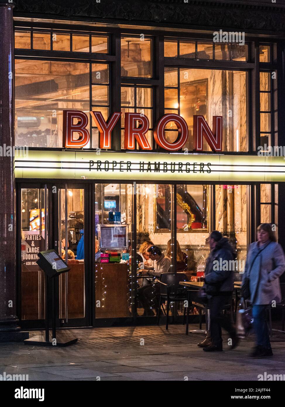 Byron Hamburgers Restaurant  on the Strand, London. Byron is a UK based restaurant chain focussing on hamburgers. Founded 2007 Stock Photo