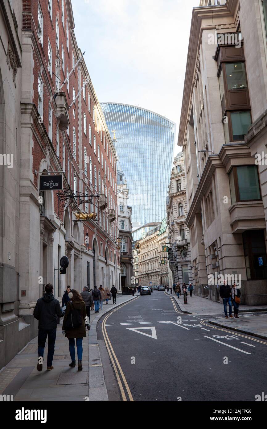 Lombard street london hi-res stock photography and images - Alamy