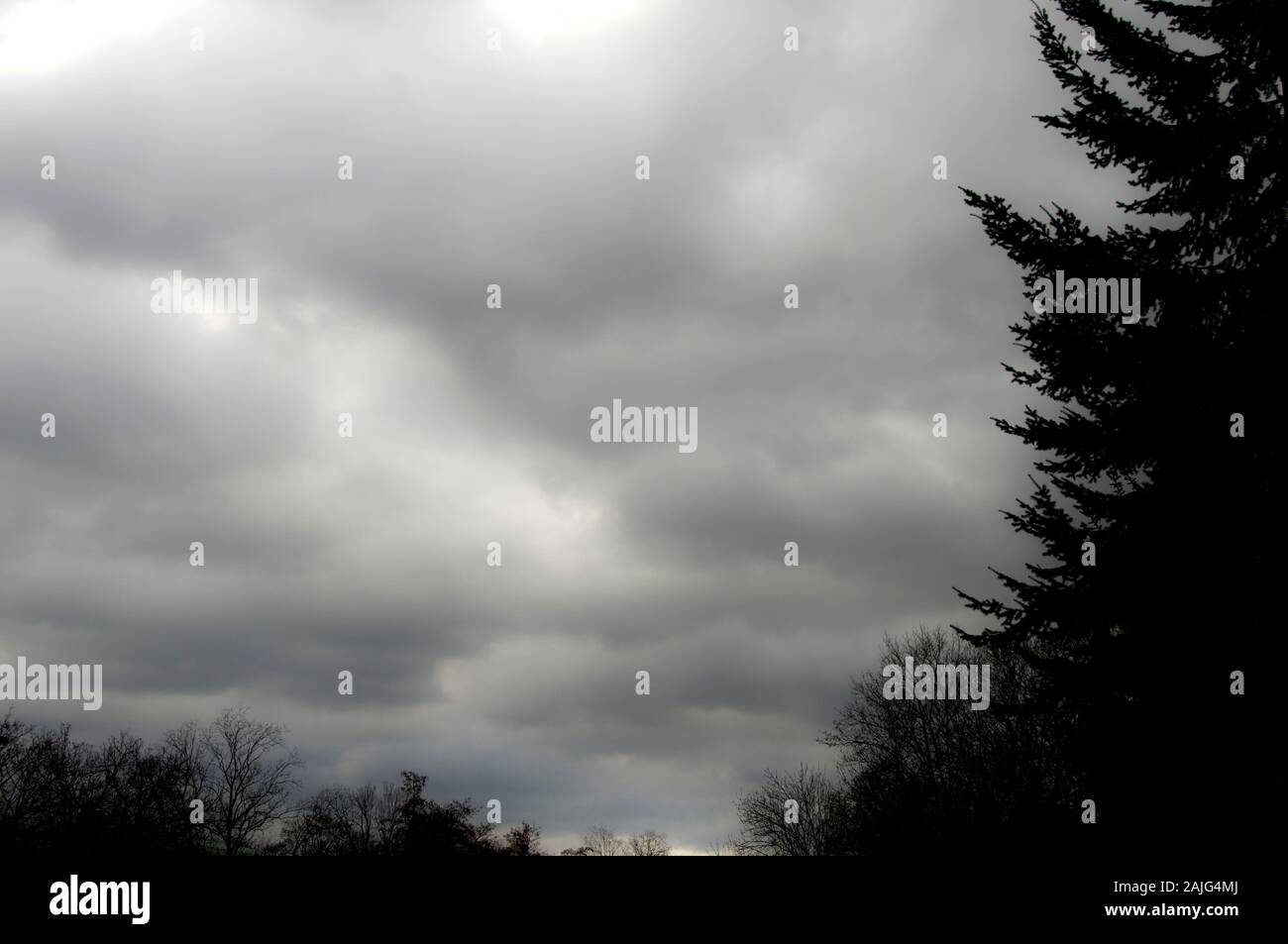 Weather before the storm hi-res stock photography and images - Alamy