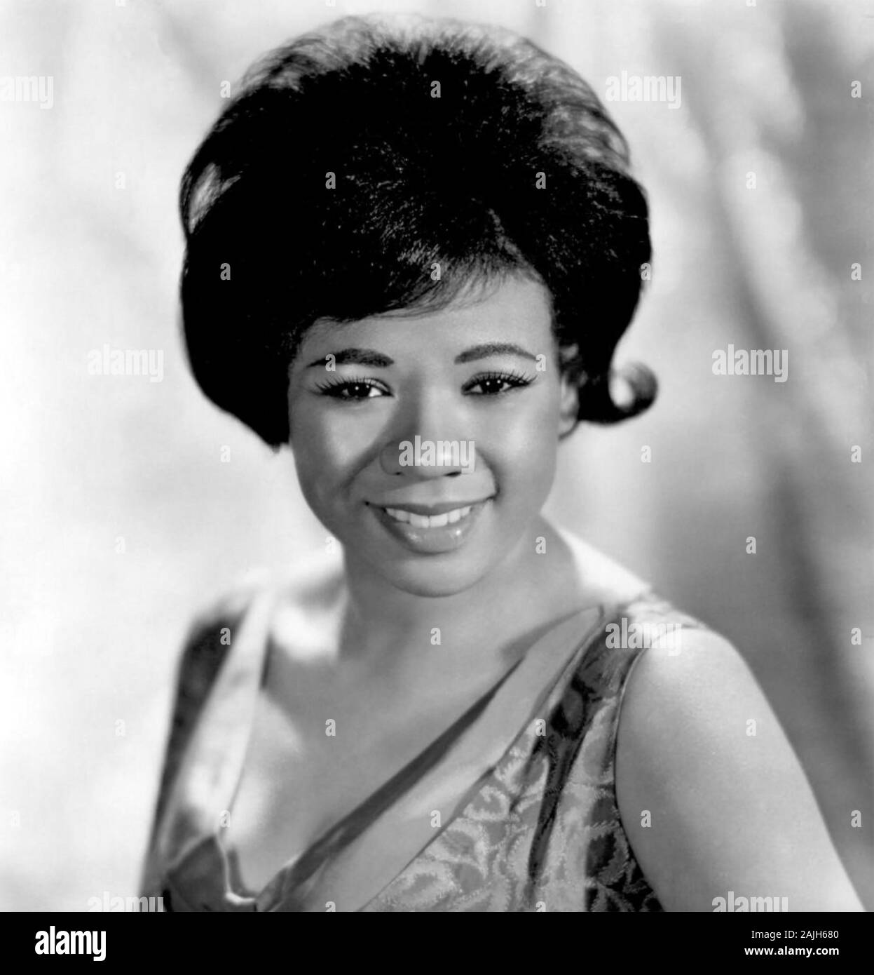 BARBARA LEWIS Promotional photo of American singer in 1966 Stock Photo
