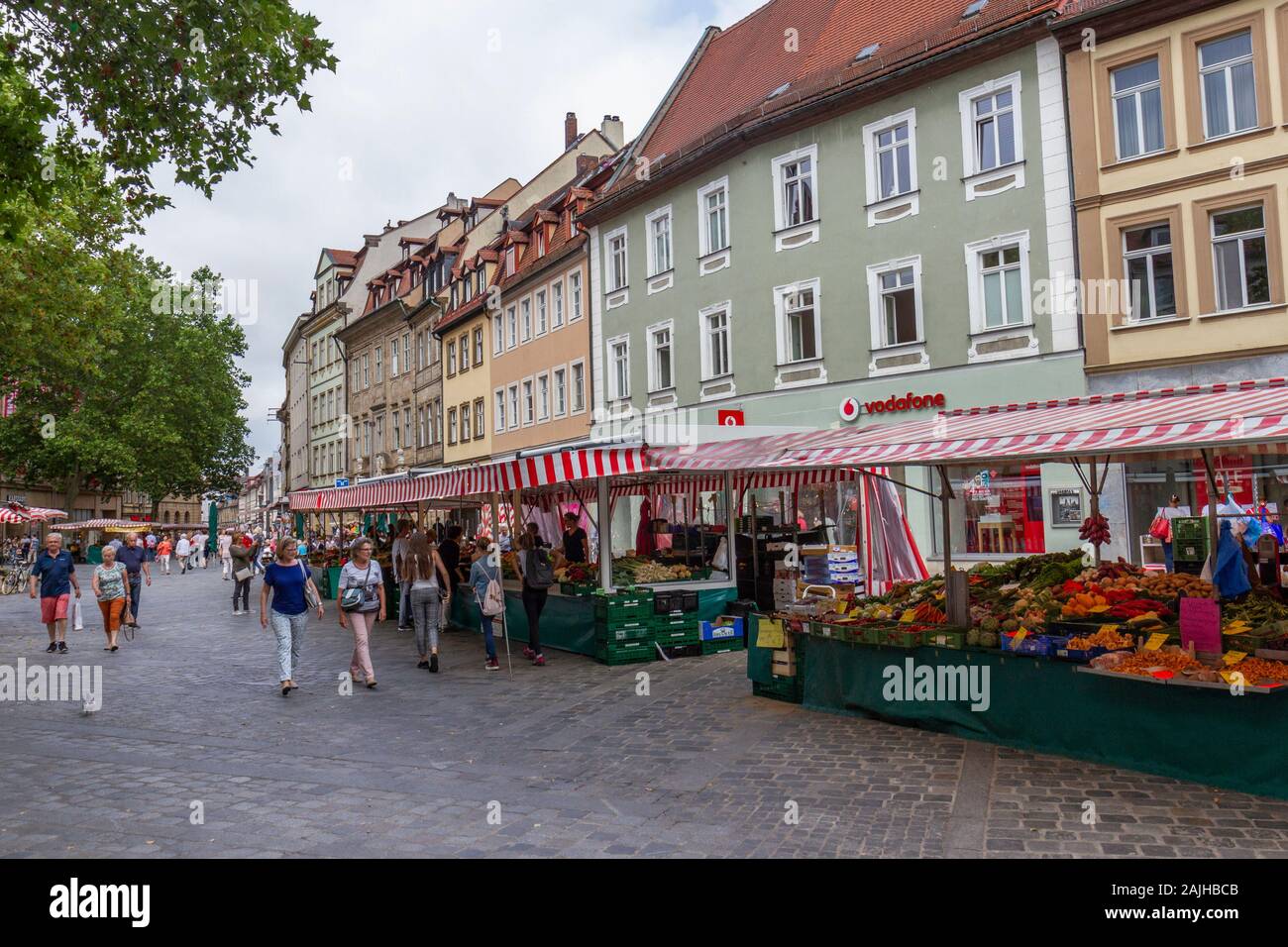 Grüner see hires stock photography and images Alamy