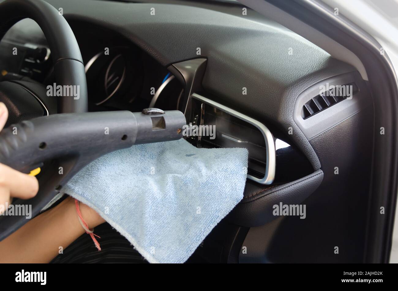 Air duct cleaning High Resolution Stock Photography and Images Alamy