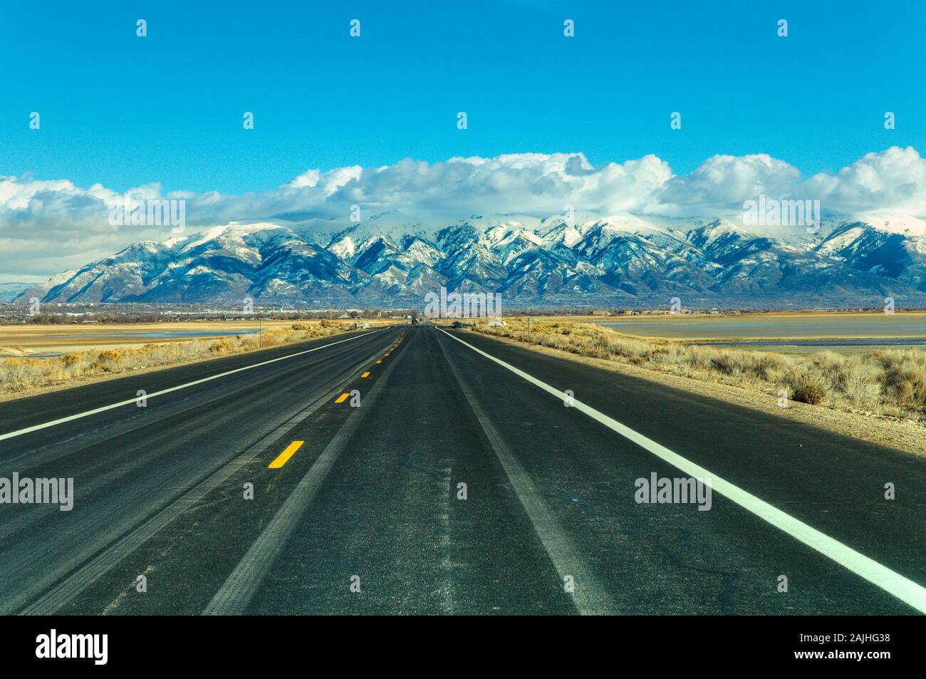 View of a typical American road on the way to Yosemite National Park, Wyoming, USA. Stock Photo