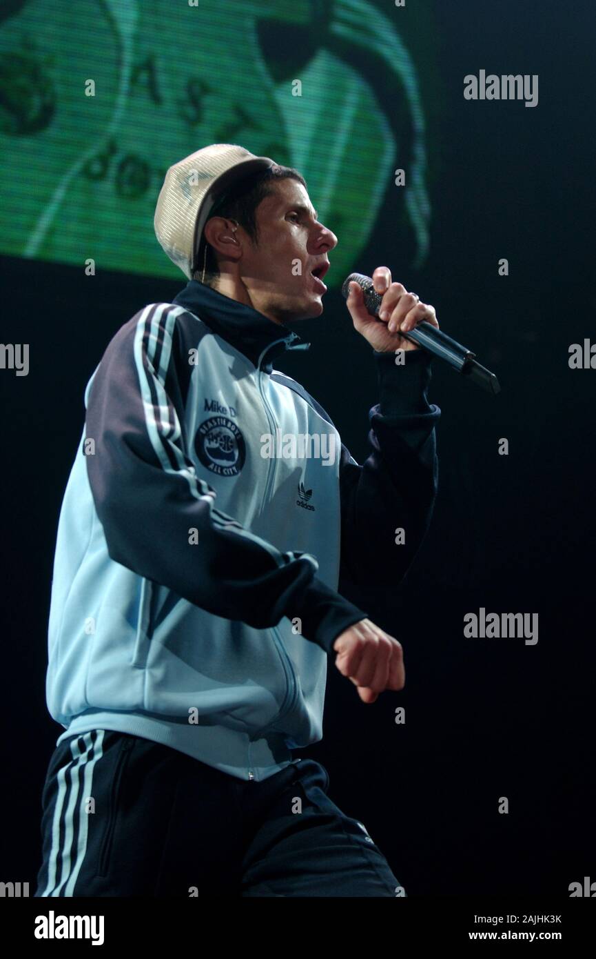 Mike d adidas hot sale