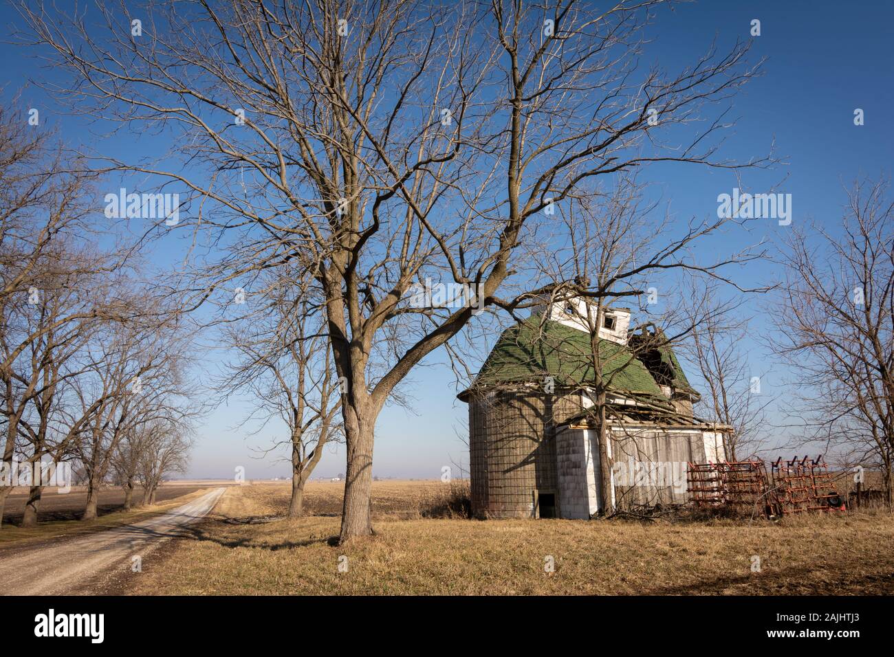 Corn Crib Stock Photos Corn Crib Stock Images Page 2 Alamy