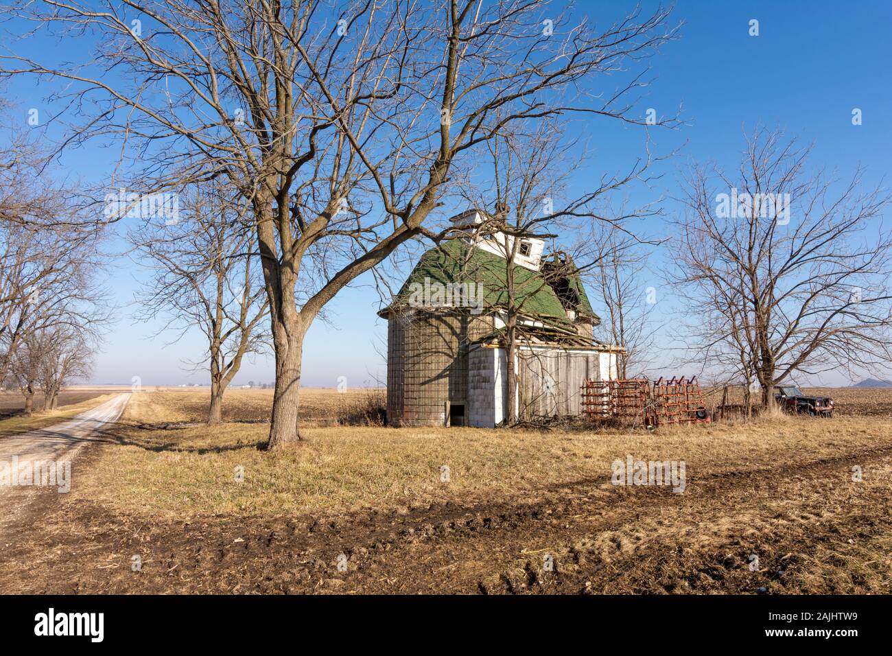 Corn Crib Stock Photos Corn Crib Stock Images Page 2 Alamy