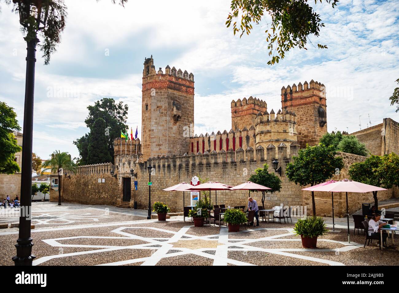 EL PUERTO DE SANTA MARIA, SPAIN - CIRCA OCTOBER, 2019: Castillo de San  Marcos of El Puerto de Santa Maria town in Andalusia, Spain Stock Photo -  Alamy