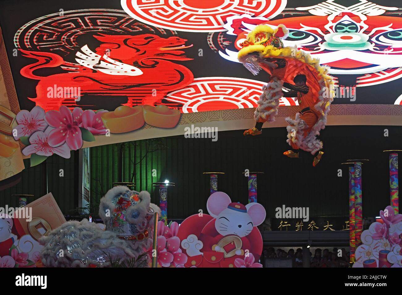 Singapore 4th Jan 2020 Dancers Perform During The Official Light Up And Opening Ceremony Of Singapore 4th Jan 2020 Dancers Perform During The Official Light Up And Opening Ceremony Of