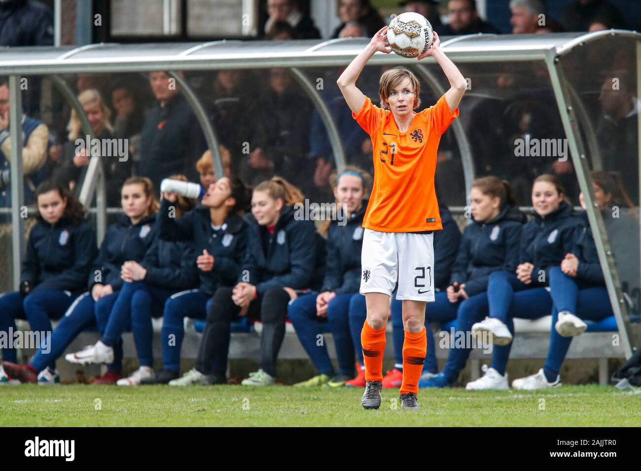 Haarlem Netherlands 04th Jan 2020 Haarlem 04 01 2020 Sportpark Spanjaardslaan Dutch Football Nieuwjaarswedstrijd Ex Oranje Leeuwinnen Player Karin Legemate During The Match Kon Hfc Vs Ex Oranje Leeuwinnen Credit Pro Shots Alamy Live News
