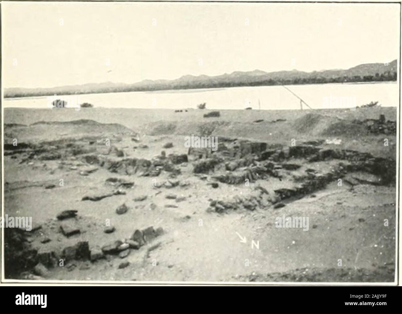 Areika . (h) View of tli(, Nortli-west ;in(l ,Soiitli-wes( ConiiM-s ...