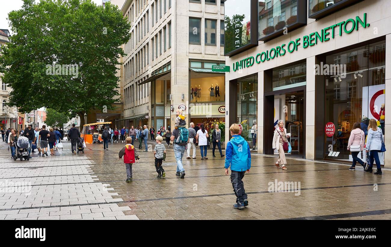 Pedestrian Shopping And Entertainment Zone High Resolution Stock  Photography and Images - Alamy