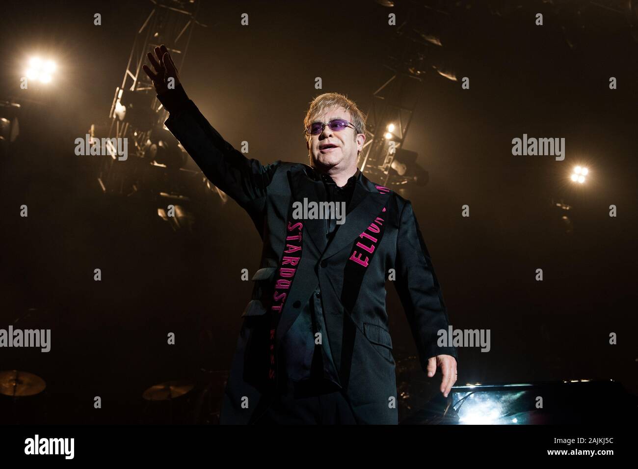 Milano Italy , 29 September 2009, Live concert of Elton John at the Mediolanum Forum of Assago : Elton John during the concert Stock Photo